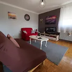 P&c Two-bedroom With Balcony, Near Old Town, Free Public Parking Area Ζαντάρ