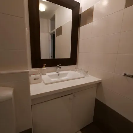 P&c Two-bedroom With Balcony, Near Old Town, Free Public Parking Area * ザダル