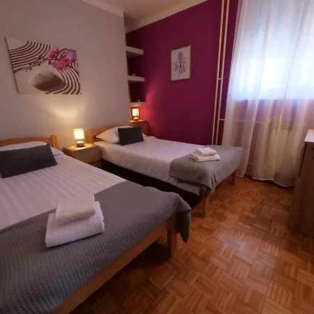 P&c Two-bedroom With Balcony, Near Old Town, Free Public Parking Area * ザダル