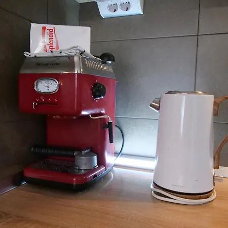 アパート P&c Two-bedroom With Balcony, Near Old Town, Free Public Parking Area